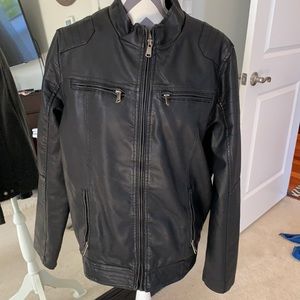 Men’s leather jacket Medium - fleece inside NEW 🔥😻